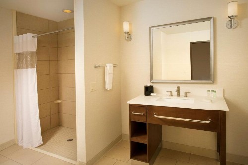 Homewood Suites by Hilton Midland - image 17