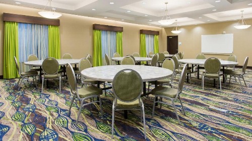 Holiday Inn Express & Suites Midland South I-20 an IHG Hotel - image 19