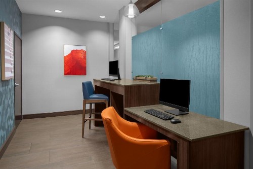 Holiday Inn Express & Suites Midland South I-20 an IHG Hotel - image 25