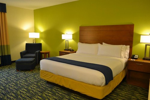 Holiday Inn Express & Suites Midland South I-20 an IHG Hotel - image 36