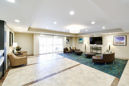 Candlewood Suites Midland an IHG Hotel - image 2