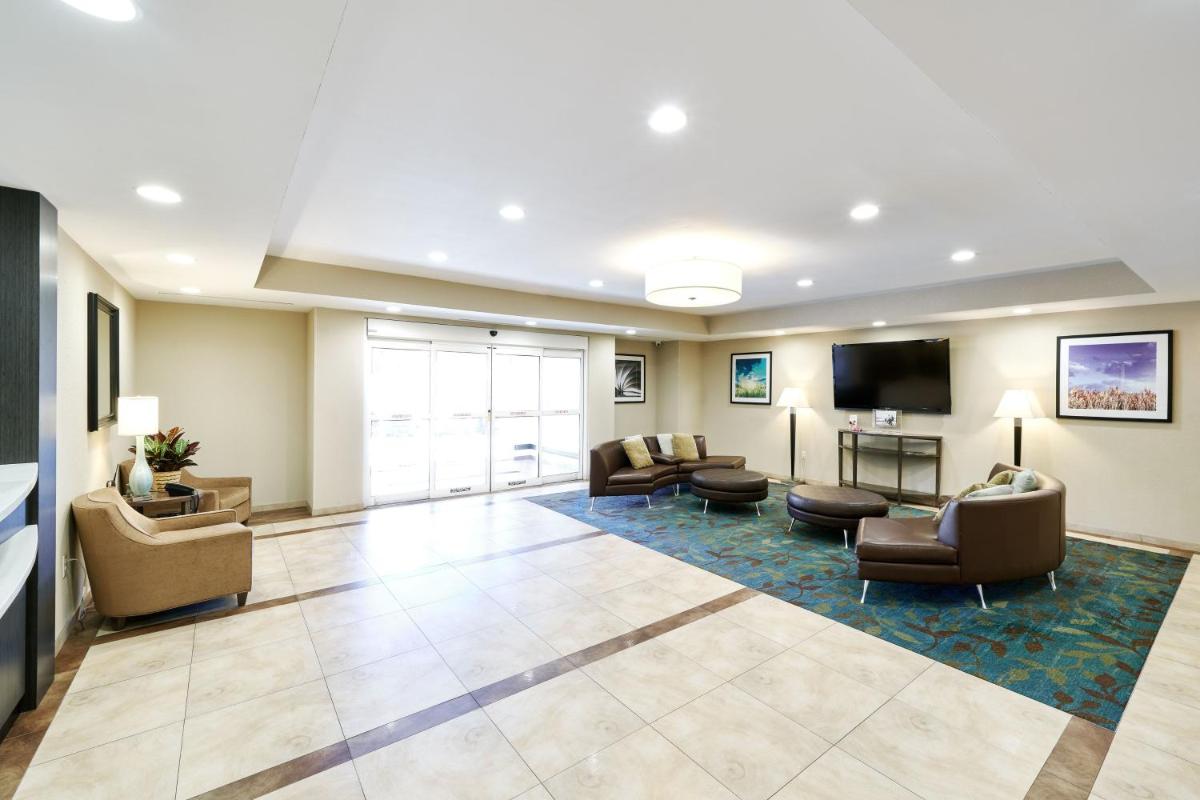 Candlewood Suites Midland an IHG Hotel - image 2
