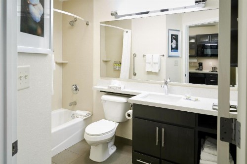 Candlewood Suites Midland an IHG Hotel - image 6