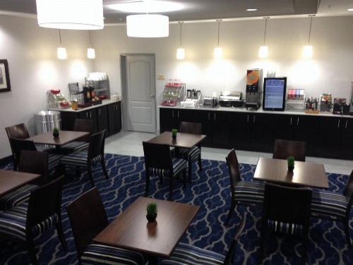 Hawthorn Suites by Wyndham Midland - image 4