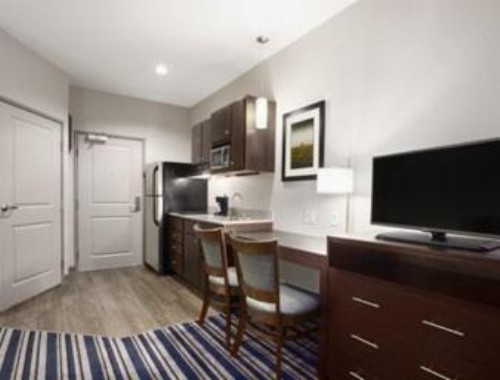 Hawthorn Suites by Wyndham Midland - image 9