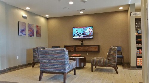 MainStay Suites Midland - image 15