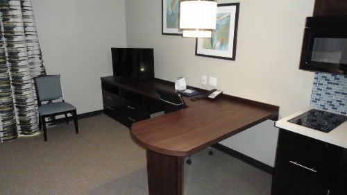 MainStay Suites Midland - image 31