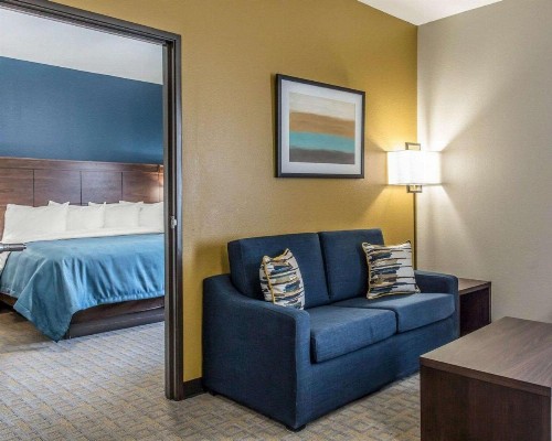 MainStay Suites Midland - image 6