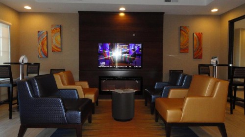 MainStay Suites Midland - image 9