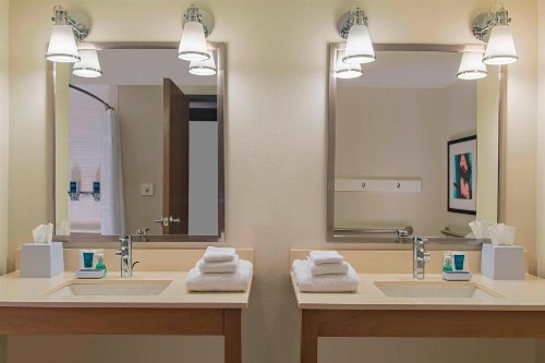 Four Points by Sheraton Midland - image 11
