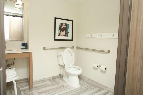 Four Points by Sheraton Midland - image 14