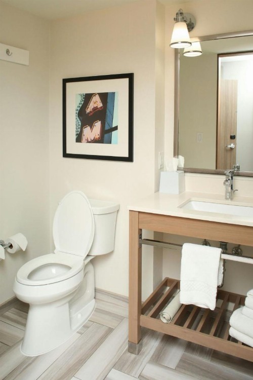 Four Points by Sheraton Midland - image 20