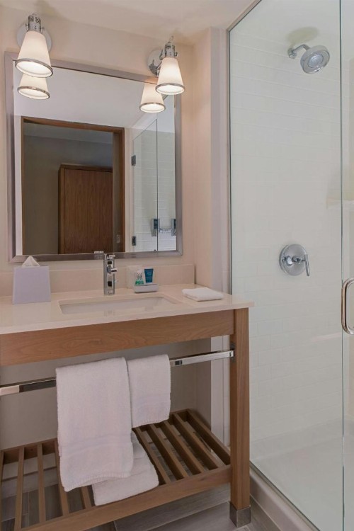 Four Points by Sheraton Midland - image 8