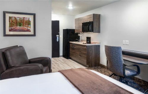 My Place Hotel-Midland TX - image 7