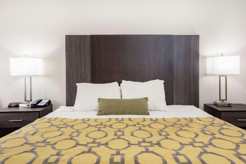 Baymont by Wyndham Midway - image 26