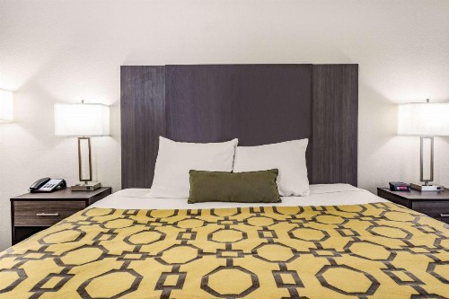 Baymont by Wyndham Midway - image 44