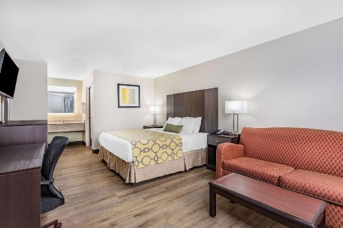 Baymont by Wyndham Midway - image 6