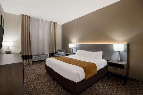 Comfort Inn & Suites Midway - Tallahassee West - image 13