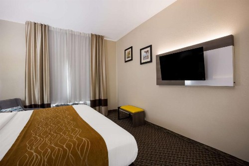 Comfort Inn & Suites Midway - Tallahassee West - image 18