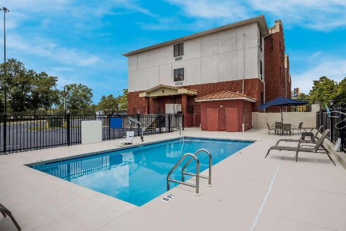 Comfort Inn & Suites Midway - Tallahassee West - image 30
