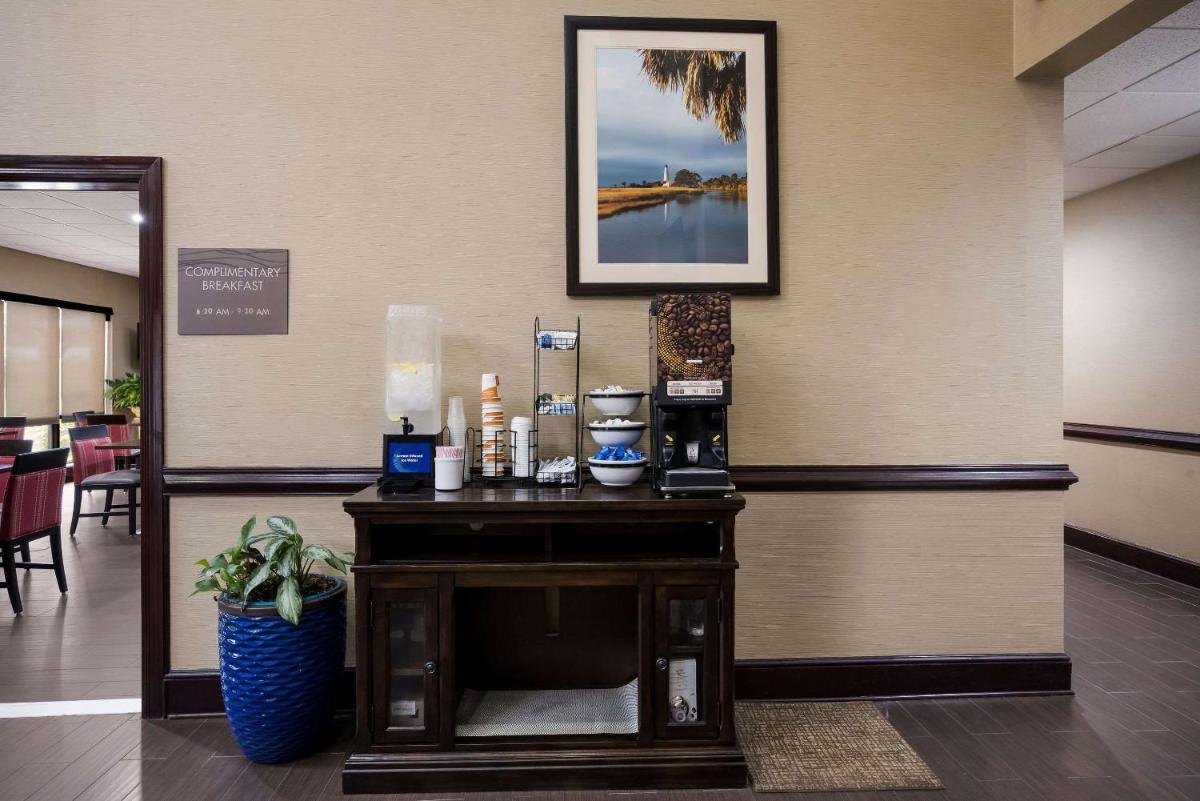 Comfort Inn & Suites Midway - Tallahassee West - image 5