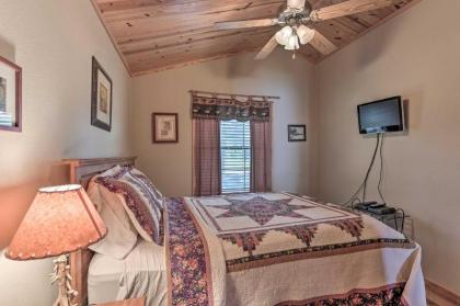 Cozy Milam Red Fox Cabin with Porch on Toledo Bend!