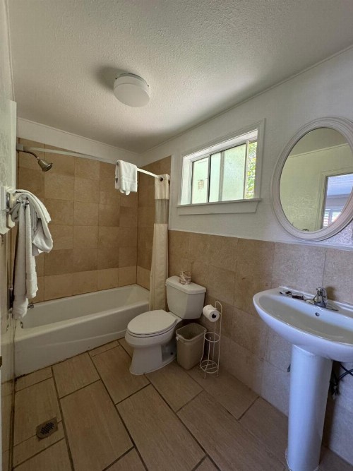 Tamalpais Motel - image 16