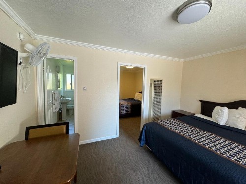 Tamalpais Motel - image 23