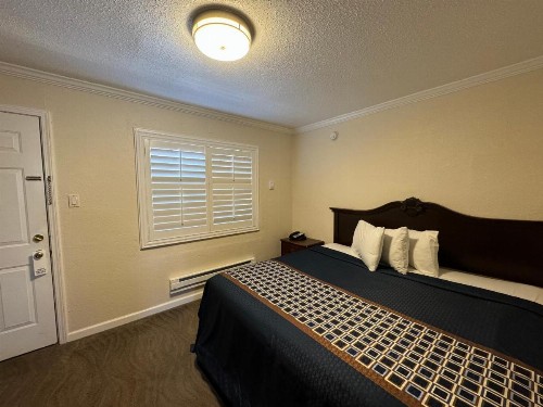 Tamalpais Motel - image 24