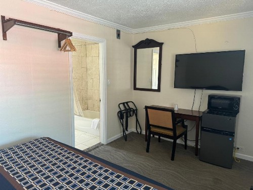 Tamalpais Motel - image 27