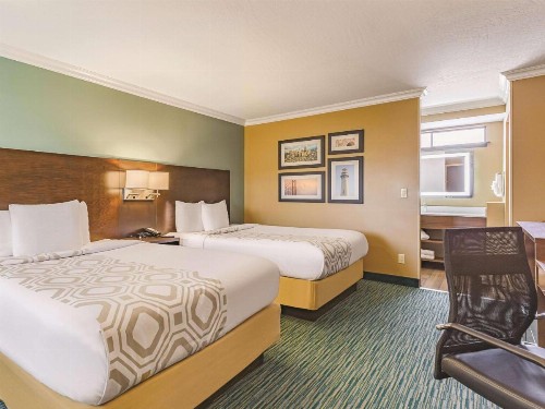 La Quinta by Wyndham San Francisco Airport West - image 14