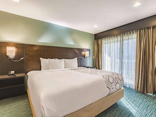 La Quinta by Wyndham San Francisco Airport West - image 41