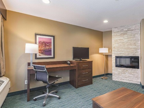 La Quinta by Wyndham San Francisco Airport West - image 42