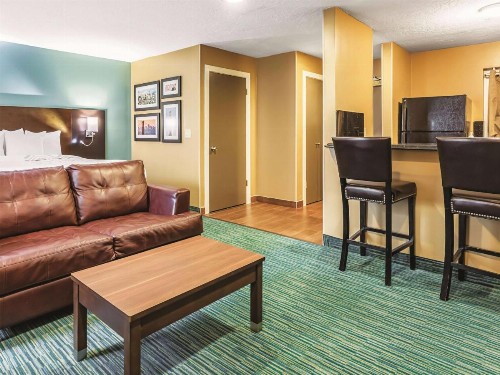 La Quinta by Wyndham San Francisco Airport West - image 7