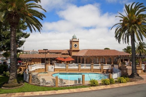 SFO Airport Hotel El Rancho Inn Signature Collection