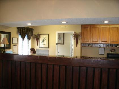 Admiralty Suites & Inn