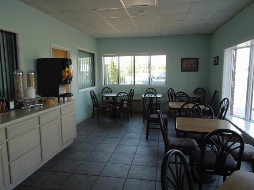 Atlantic Inn - image 4