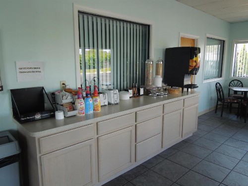 Atlantic Inn - image 5