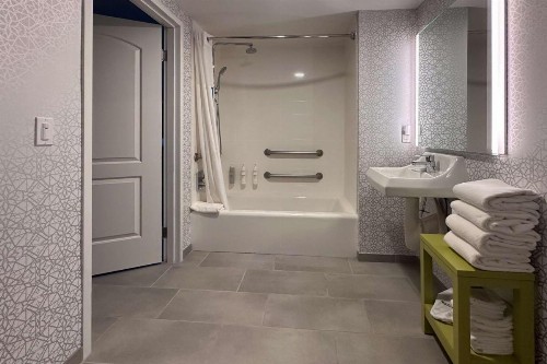Hampton Inn Milpitas - image 35