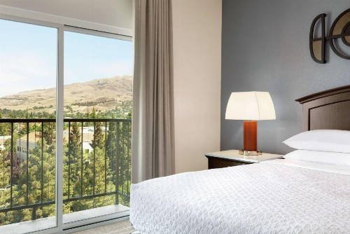 Embassy Suites Milpitas - Silicon Valley - image 4