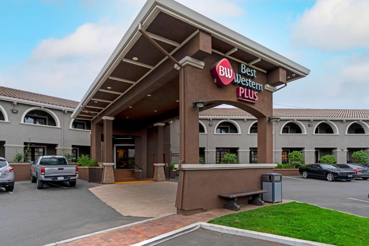 Best Western Plus Brookside Inn - main image
