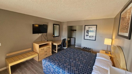 Heritage Inn - image 2