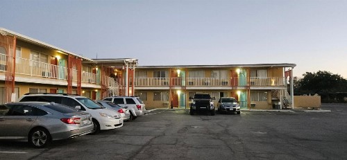 Heritage Inn - image 25