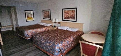 Heritage Inn - image 26