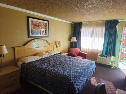 Sauder Heritage Inn