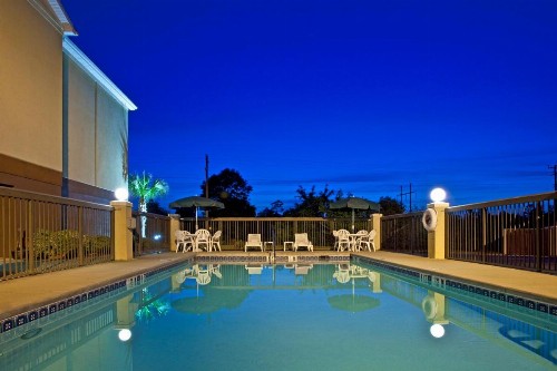 Holiday Inn Express & Suites Milton East I-10 an IHG Hotel - image 10
