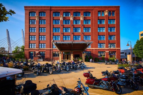 The Iron Horse Hotel - image 12