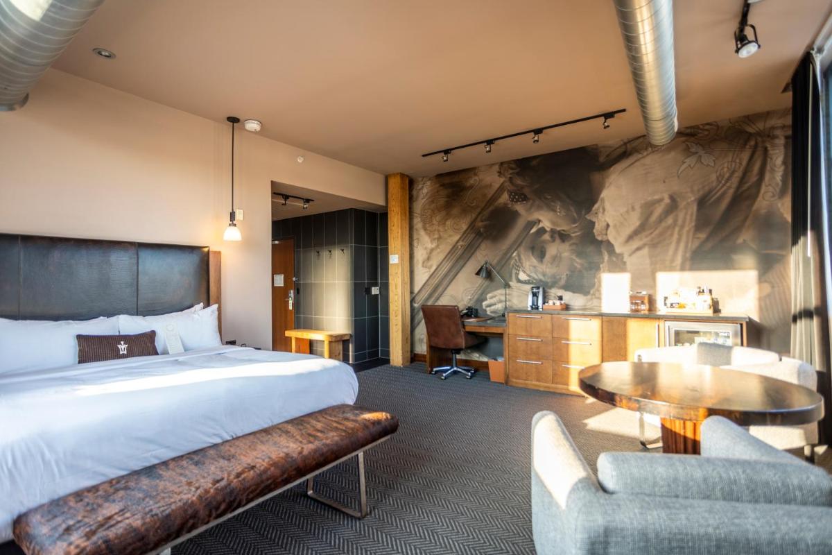 The Iron Horse Hotel - image 6