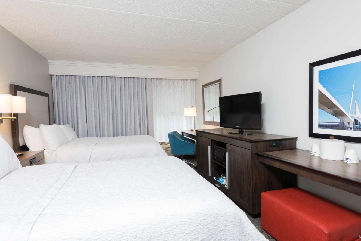 Hampton Inn Milwaukee Northwest - image 3