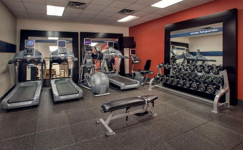 Hampton Inn & Suites Milwaukee Downtown - image 6
